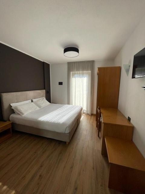 Hotel Rosa Alpina Андало Екстер'єр фото