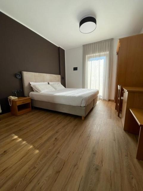 Hotel Rosa Alpina Андало Екстер'єр фото