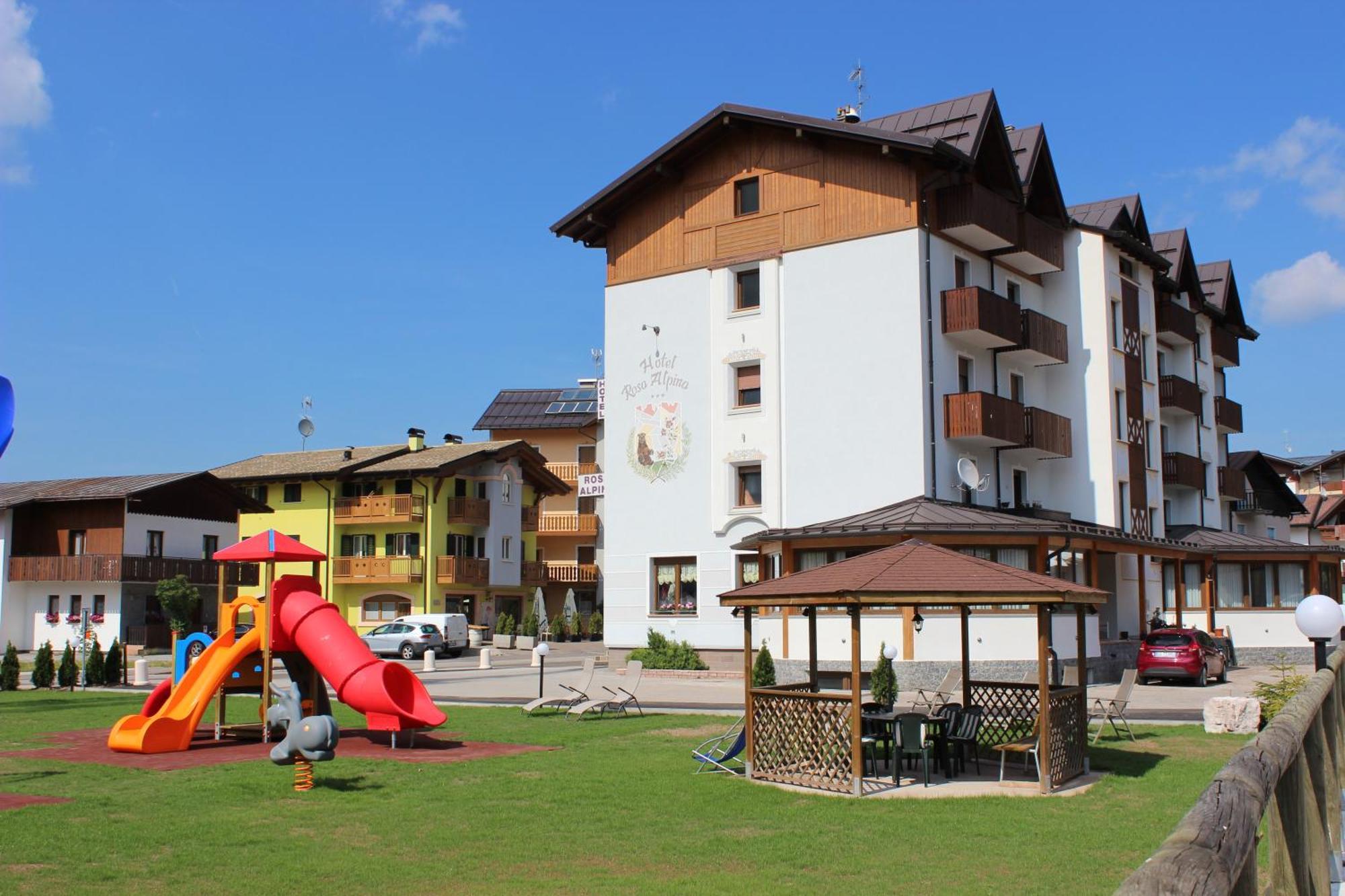 Hotel Rosa Alpina Андало Екстер'єр фото