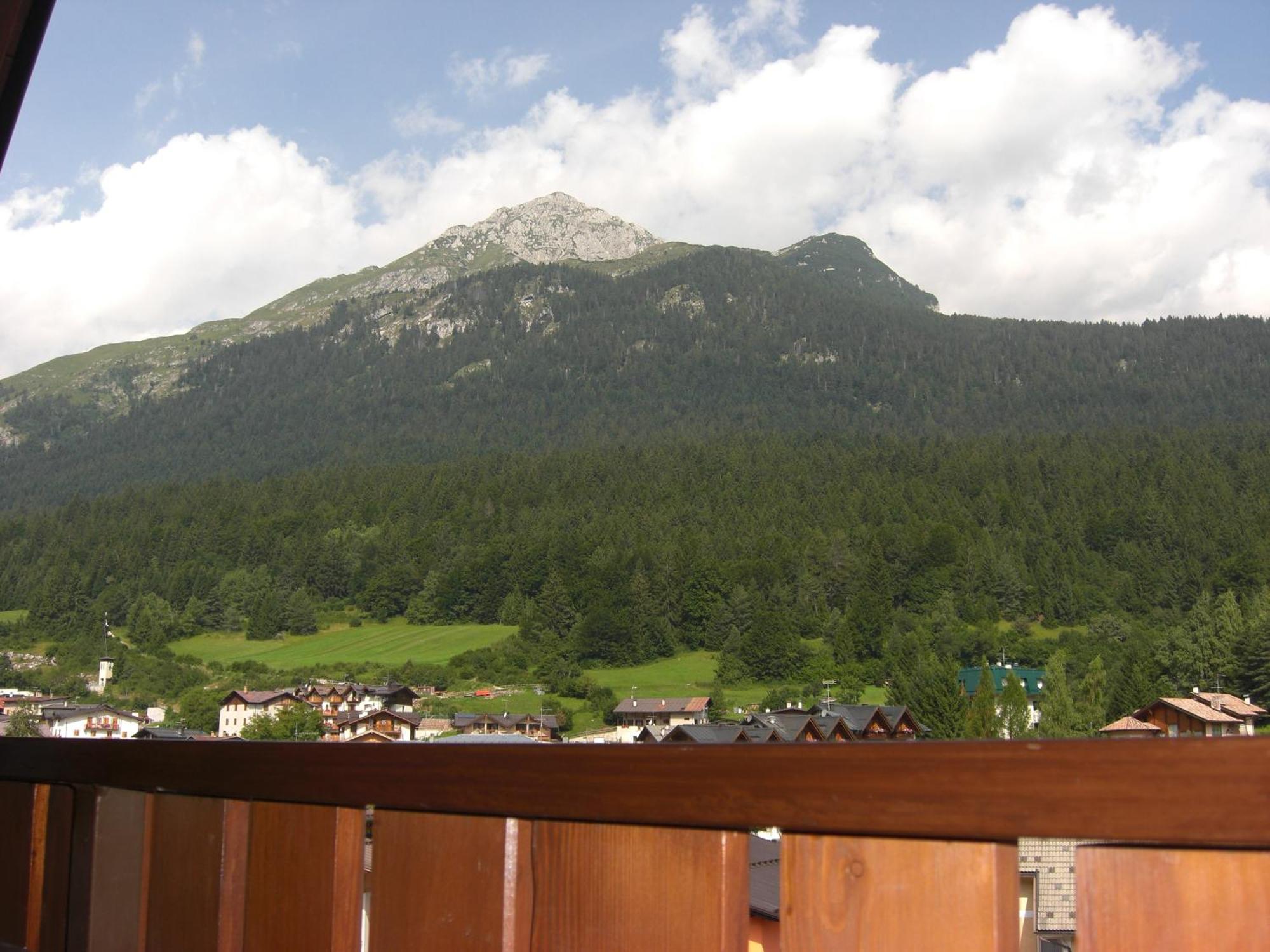Hotel Rosa Alpina Андало Екстер'єр фото